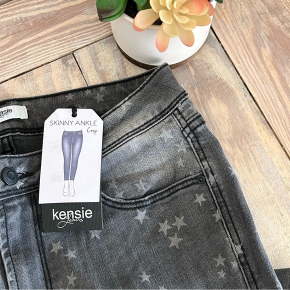 Kensie 4/27 Skinny Crop Ankle Star Jeans - NEW✨ - Picture 4 of 11